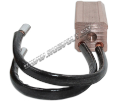 Электрощетка импортная J164 32x32x65 К1-7, 2/6*190 мм, 7Д, с отверстием по центру Электрощетка импортная J164 32x32x65 К1-7, 2/6*190 мм, 7Д, с отверстием по центру