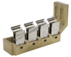 Щеткодержатель FRKS-RV 4/38x38 тип 1 (аналог Schunk, Mersen (Carbon Lorraine), Siemens, Pantrac, Lampar, Carls Elektrotechnik, Carbex и Rekofa) Щеткодержатель FRKS-RV 4/38x38 тип 1 (аналог Schunk, Mersen (Carbon Lorraine), Siemens, Pantrac, Lampar, Carls Elektrotechnik, Carbex и Rekofa)