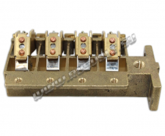 Щеткодержатель FZKT-RV 4/20x25 тип 1 (аналог Schunk, Mersen (Carbon Lorraine), Siemens, Pantrac, Lampar и Rekofa) Щеткодержатель FZKT-RV 4/20x25 тип 1 (аналог Schunk, Mersen (Carbon Lorraine), Siemens, Pantrac, Lampar и Rekofa)